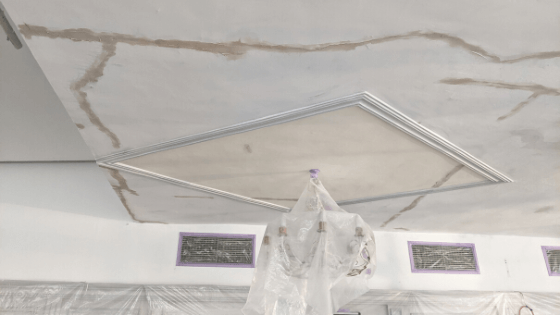 Festsaal – Putz-/Stuck- und Malerarbeiten